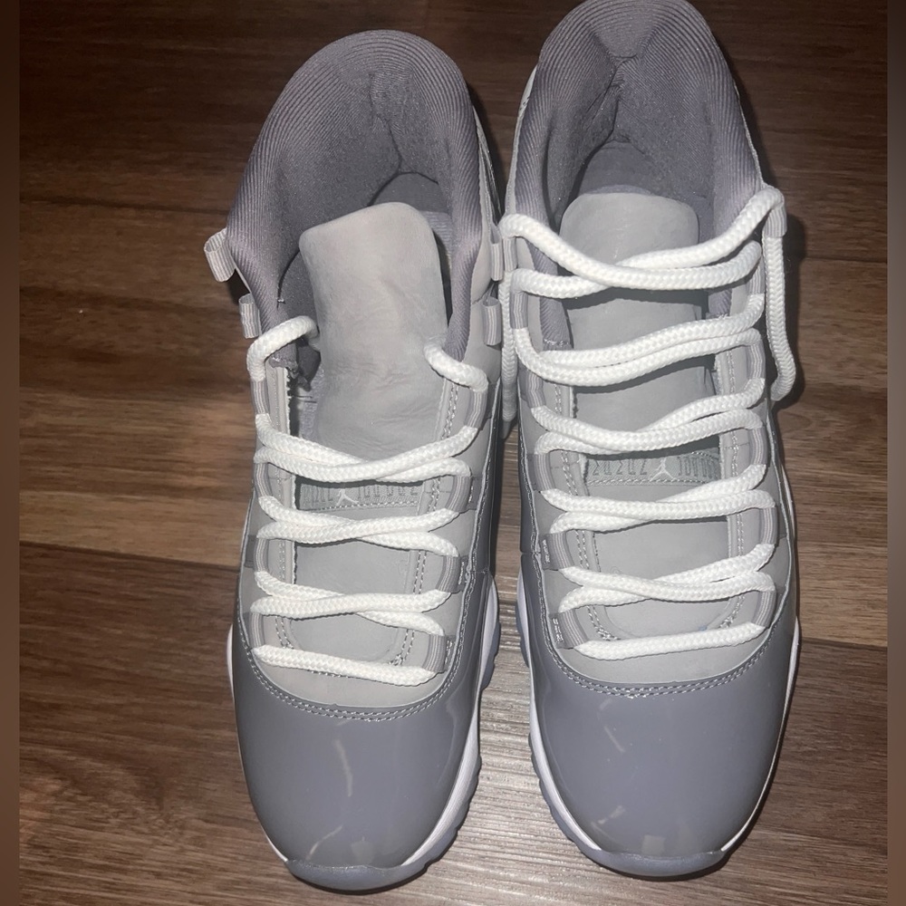 Jordan 11 Retro 'Cool Grey'
